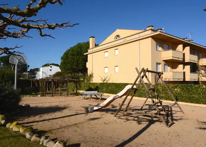 شقة Riells Blau C302 *